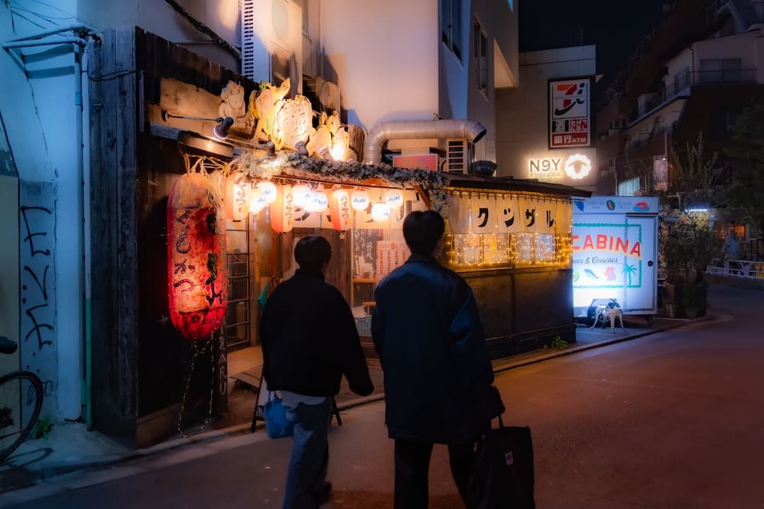 从硬刚奥克斯到怒怼消费保，董明珠为何敞开“战役形式”？